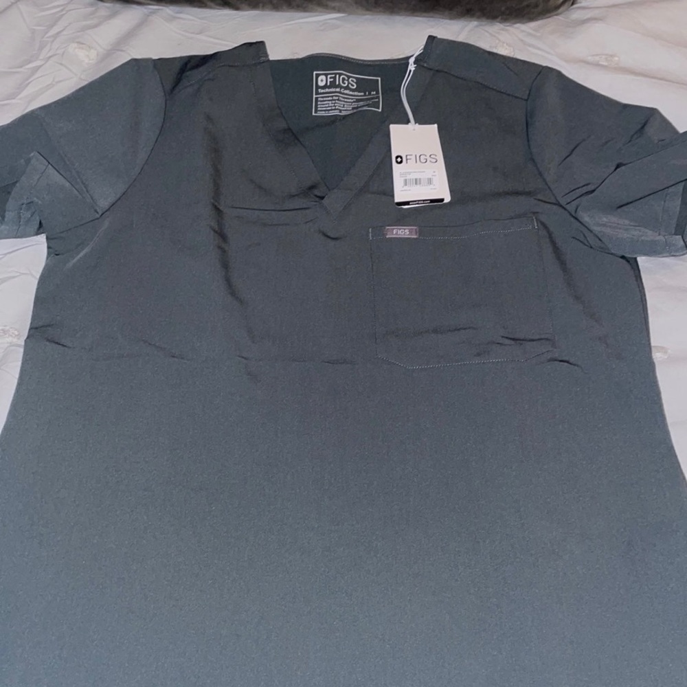 New size medium pants are medium petite